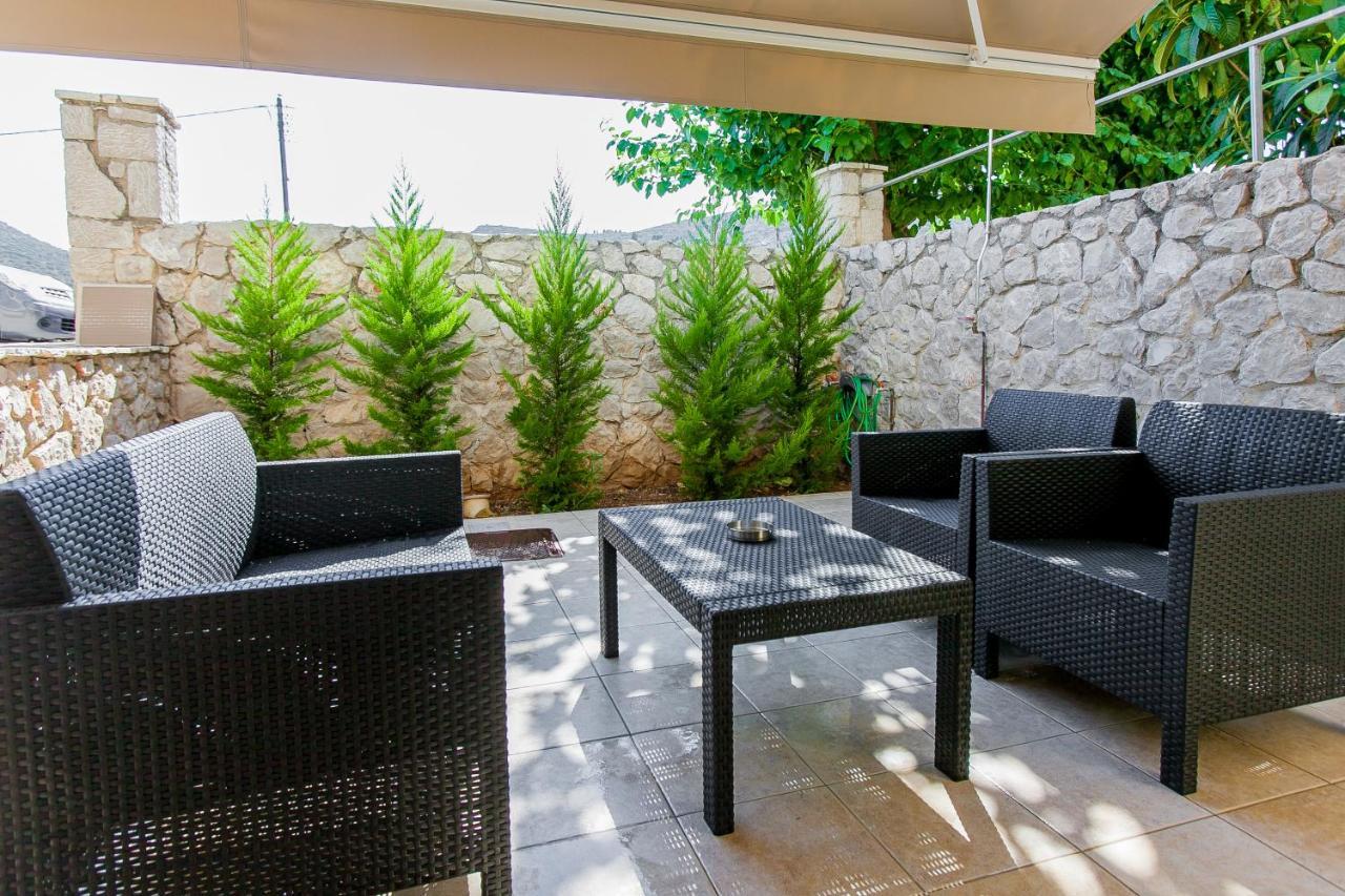 Nafplio Small Apartment - II Екстер'єр фото